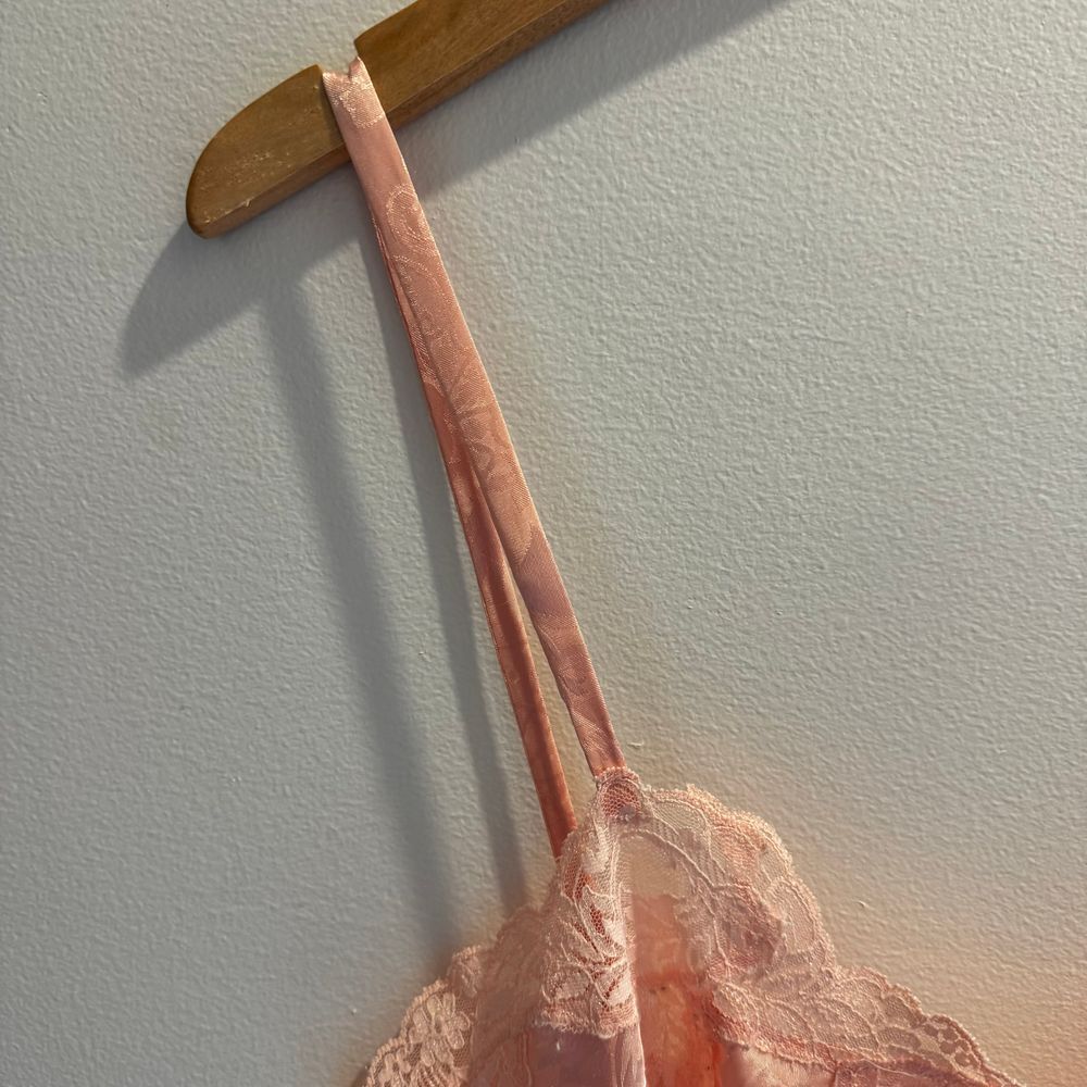 Vintage Victorias Secret Gold‎ Label Medium Slip Dress Satin Chemise Pink Lace - Picture 6 of 13